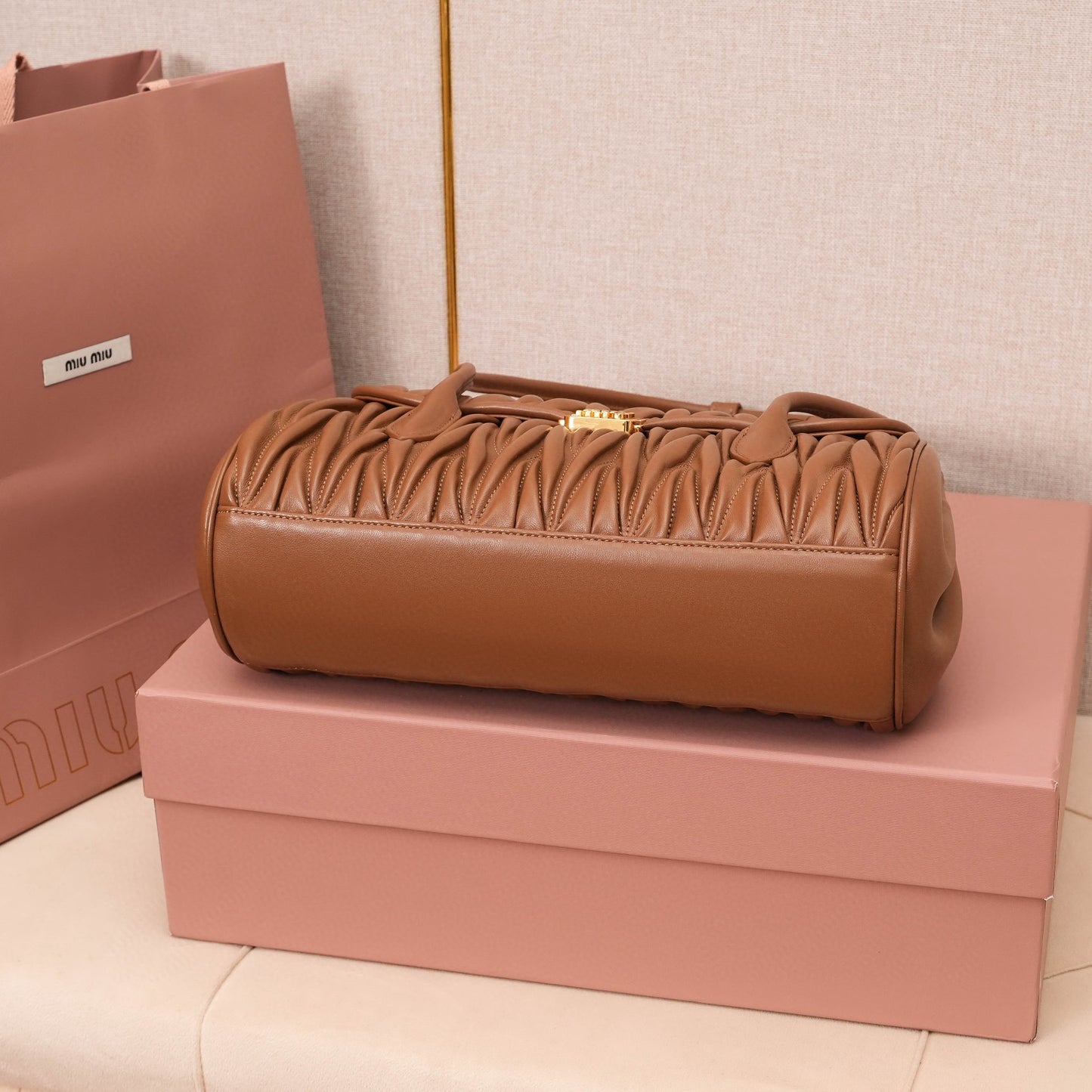 Miu Miu Shoulder Bag 28x15x11cm