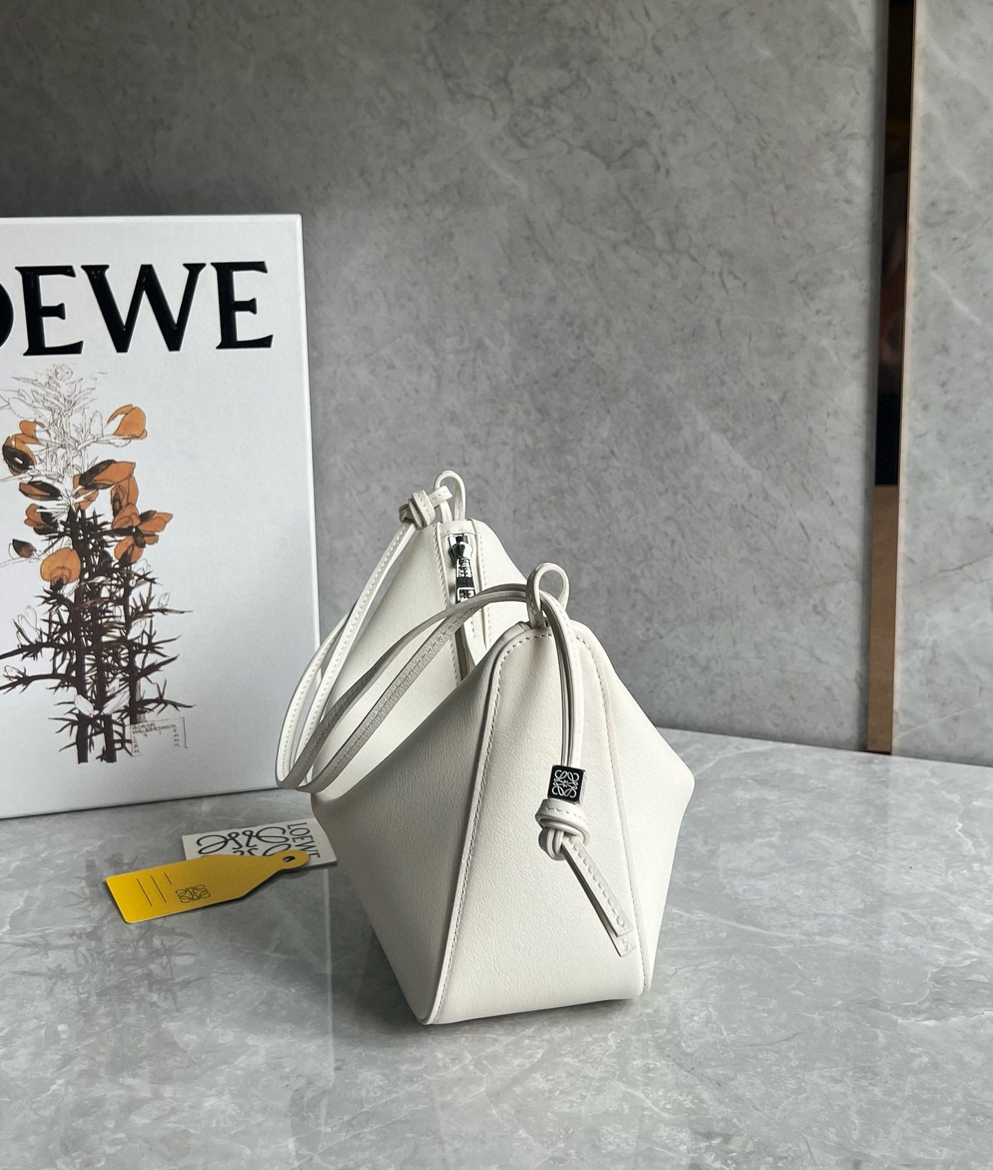 Loewe Puzzle Shoulder Bag(28x17x9.5cm)
