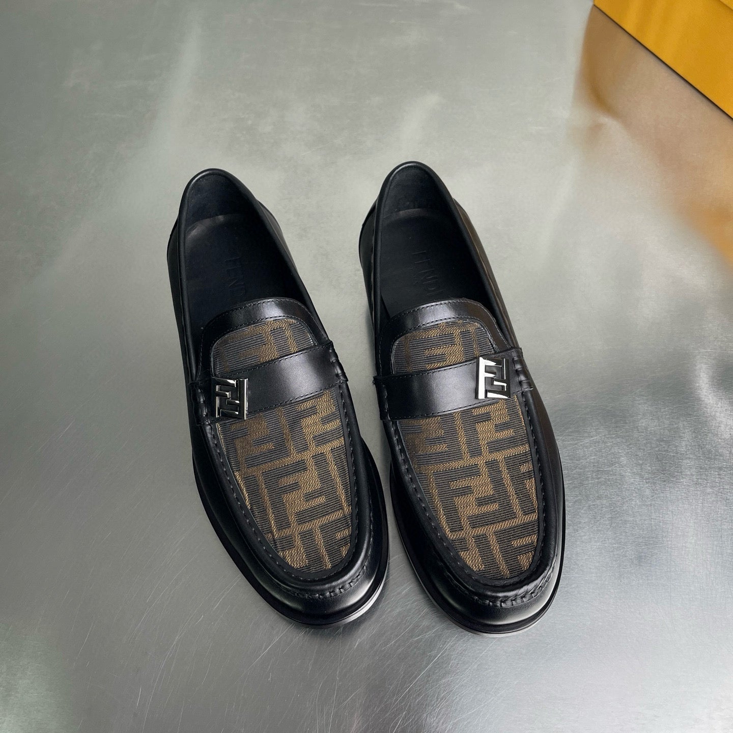 Fendi Loafer