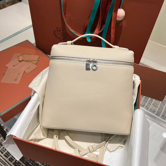 LP Extra Pocket L23.5 Backpack