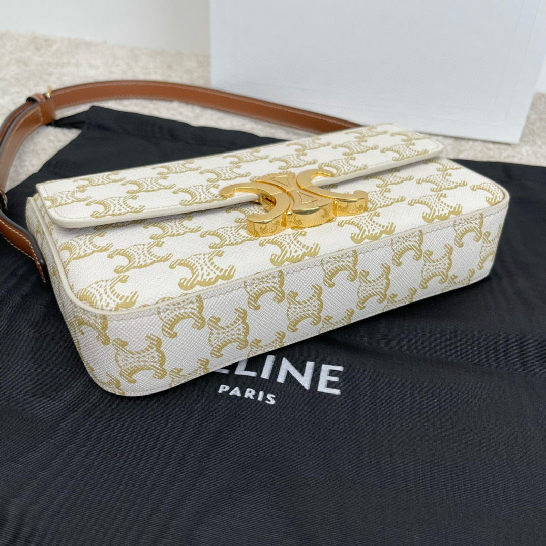 Celine Triomphe Hobo