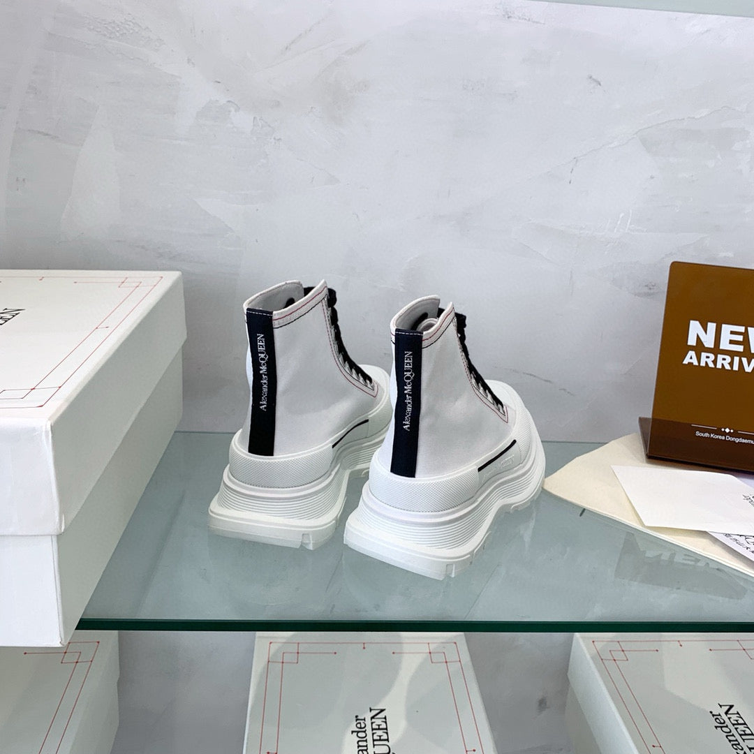 Alexander McQueen Sneakers