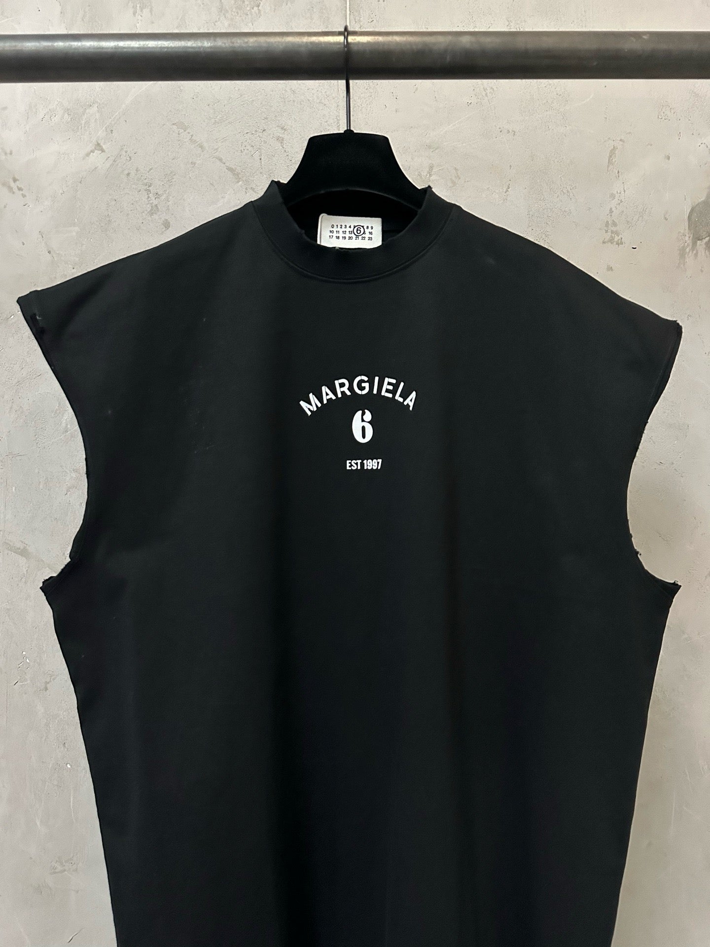 MM6 Singlet