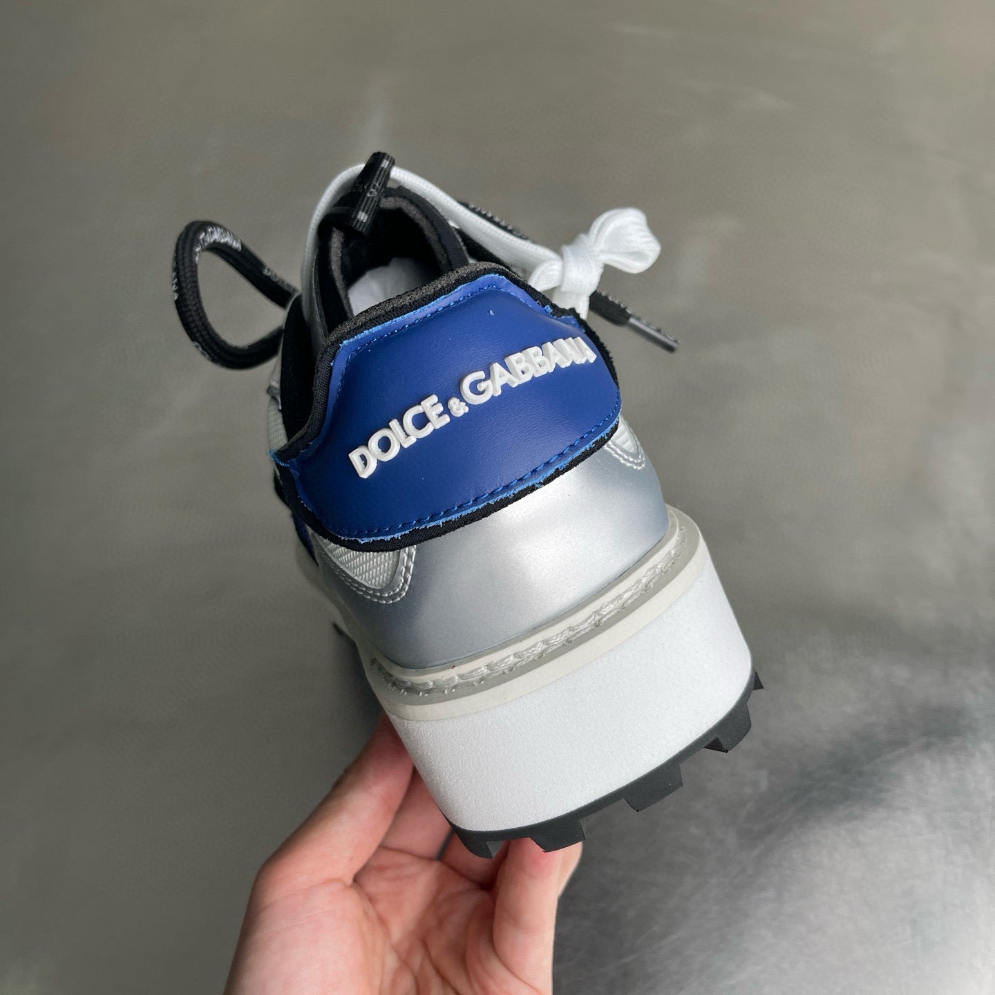 DG Sneakers