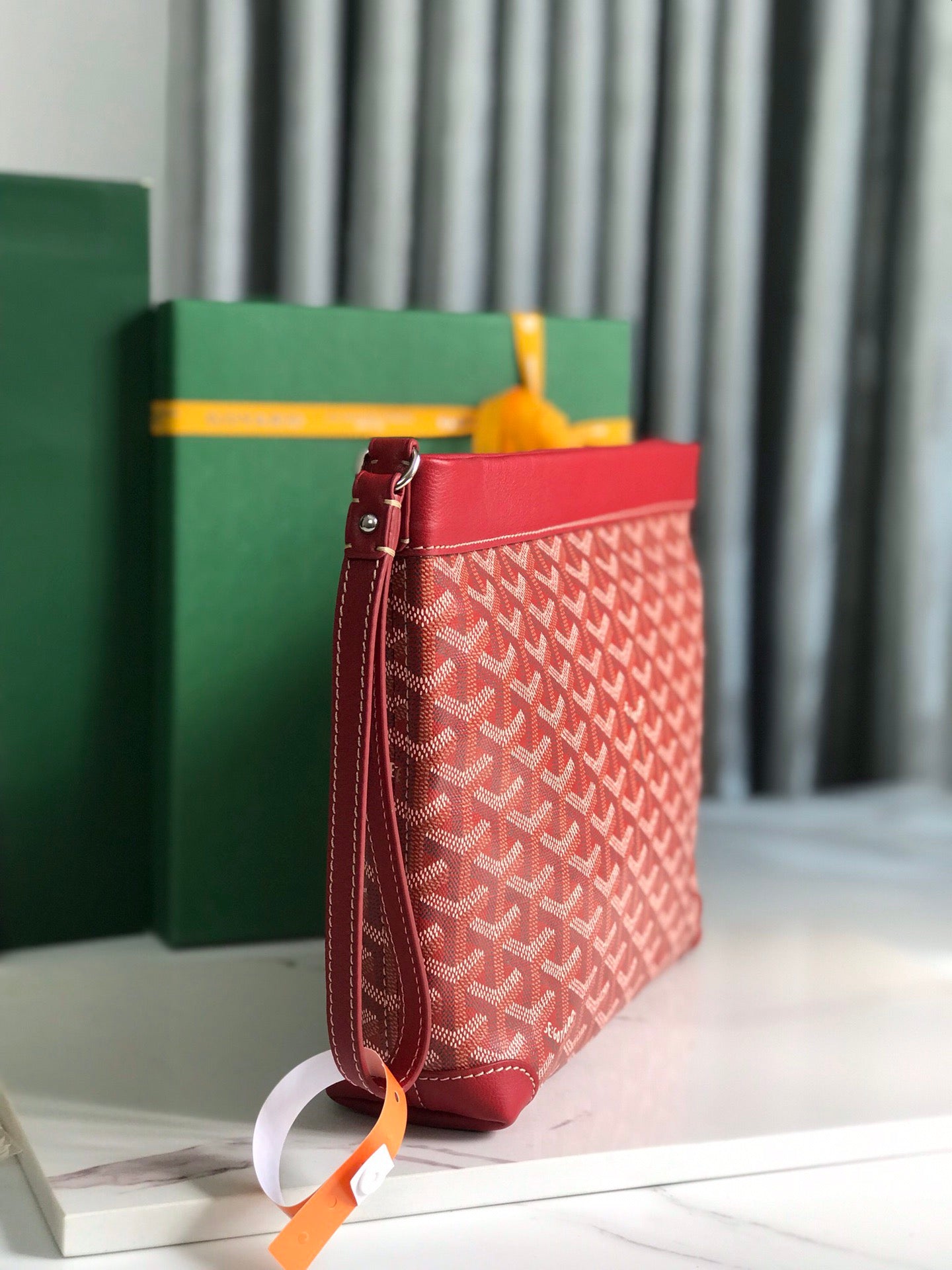 Goyard Conti
