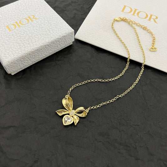 Collar Dior