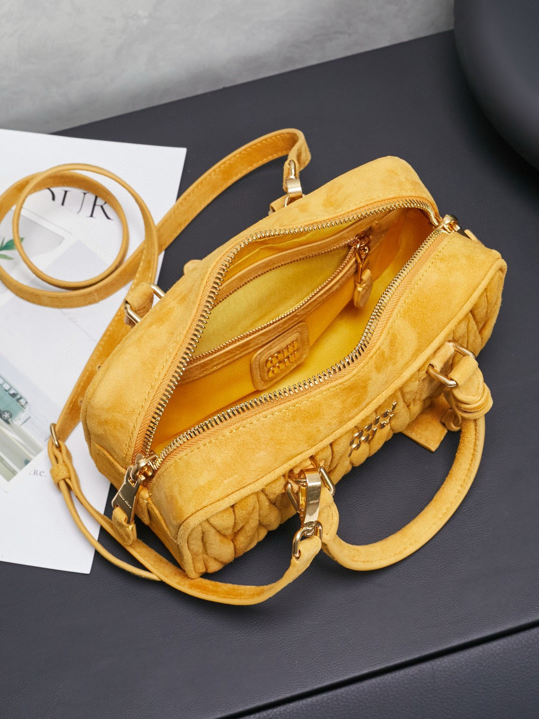 Miu Miu Bowling Bag 22x10.5x7.5cm