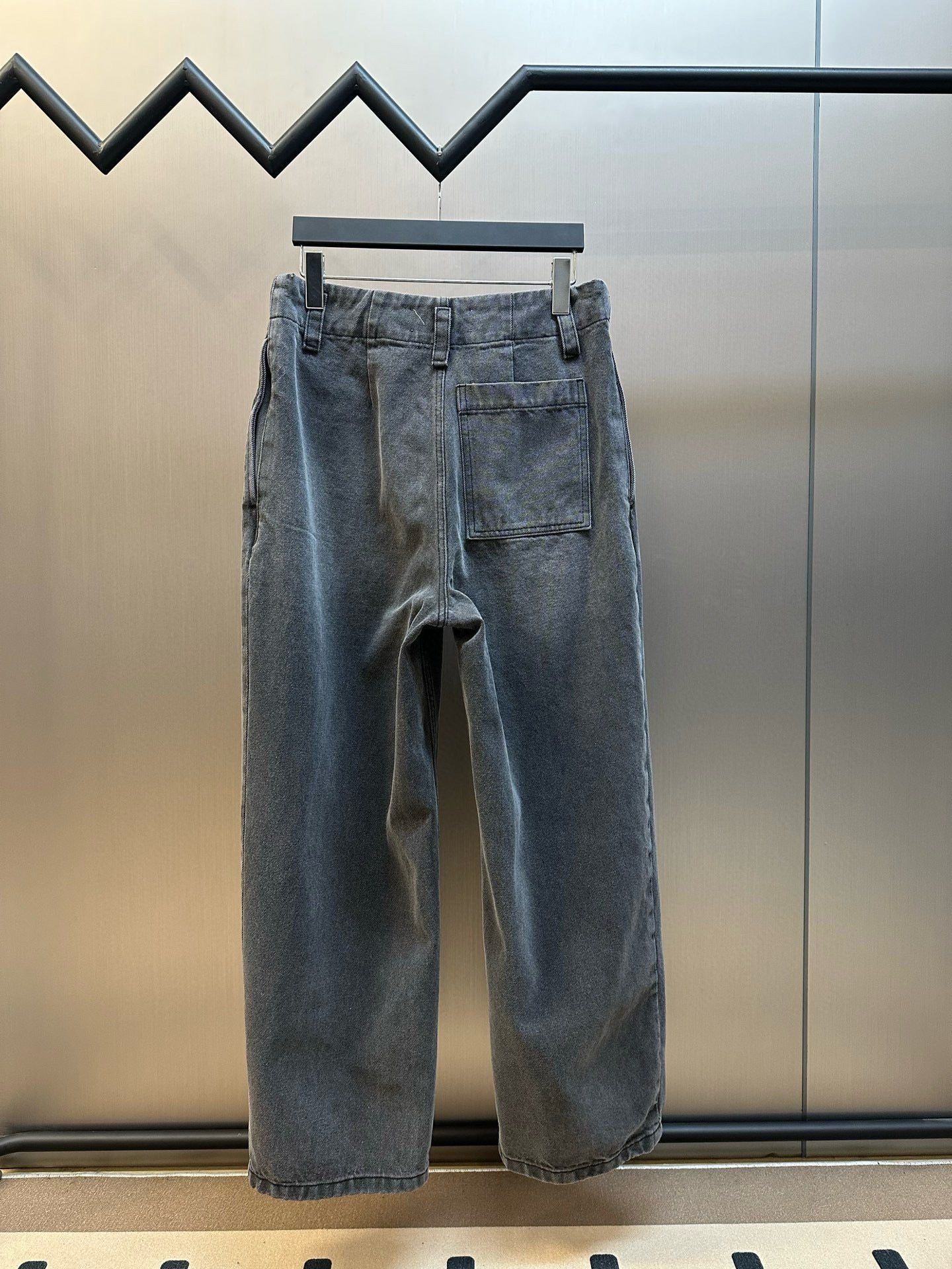 Loewe Jean