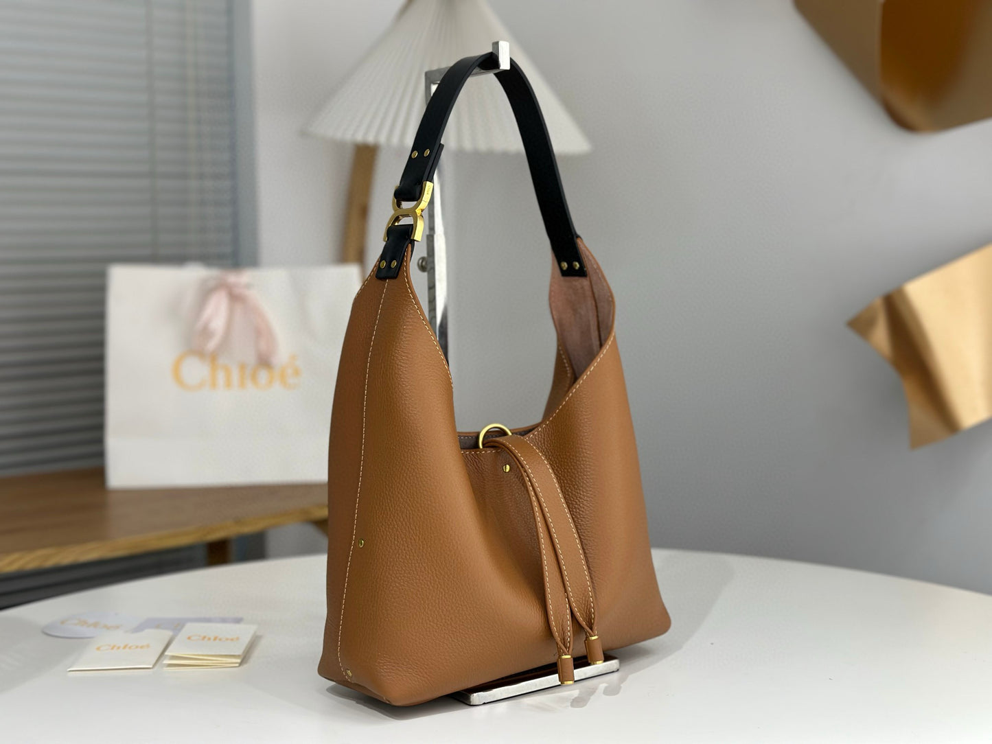 Chloe Marcie Hobo