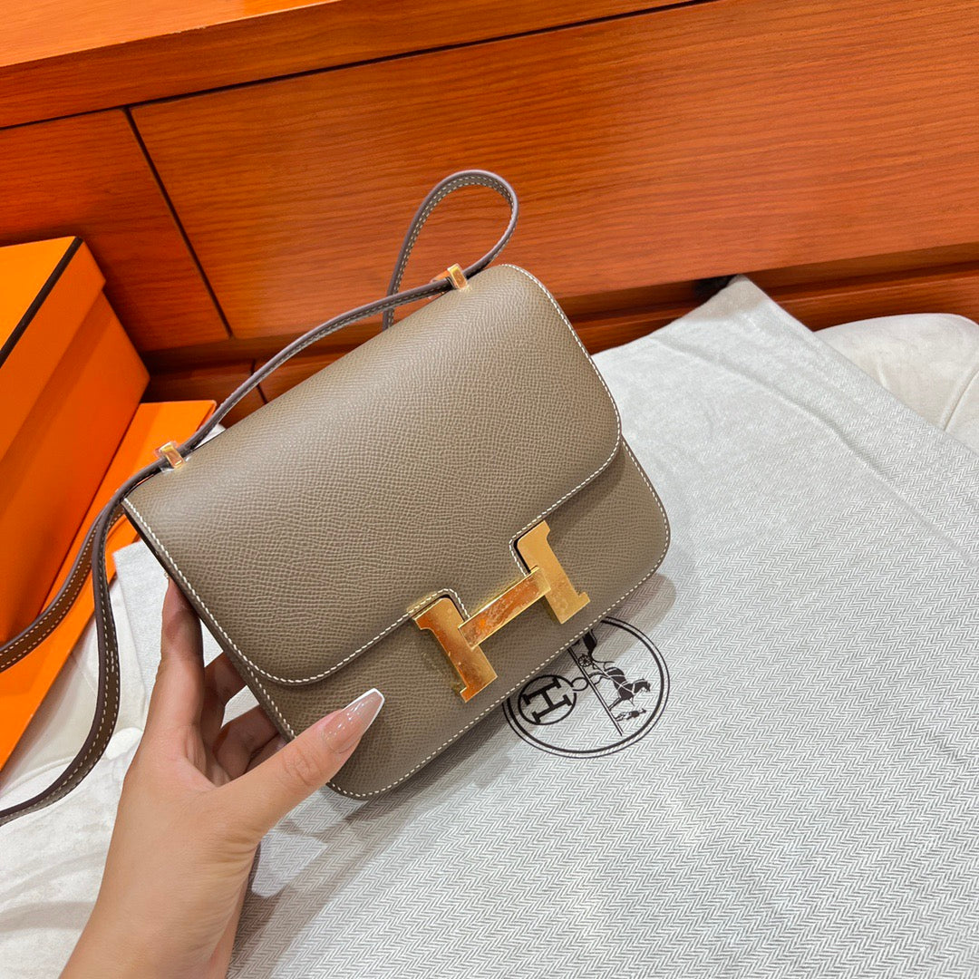 Hermes Constance 19