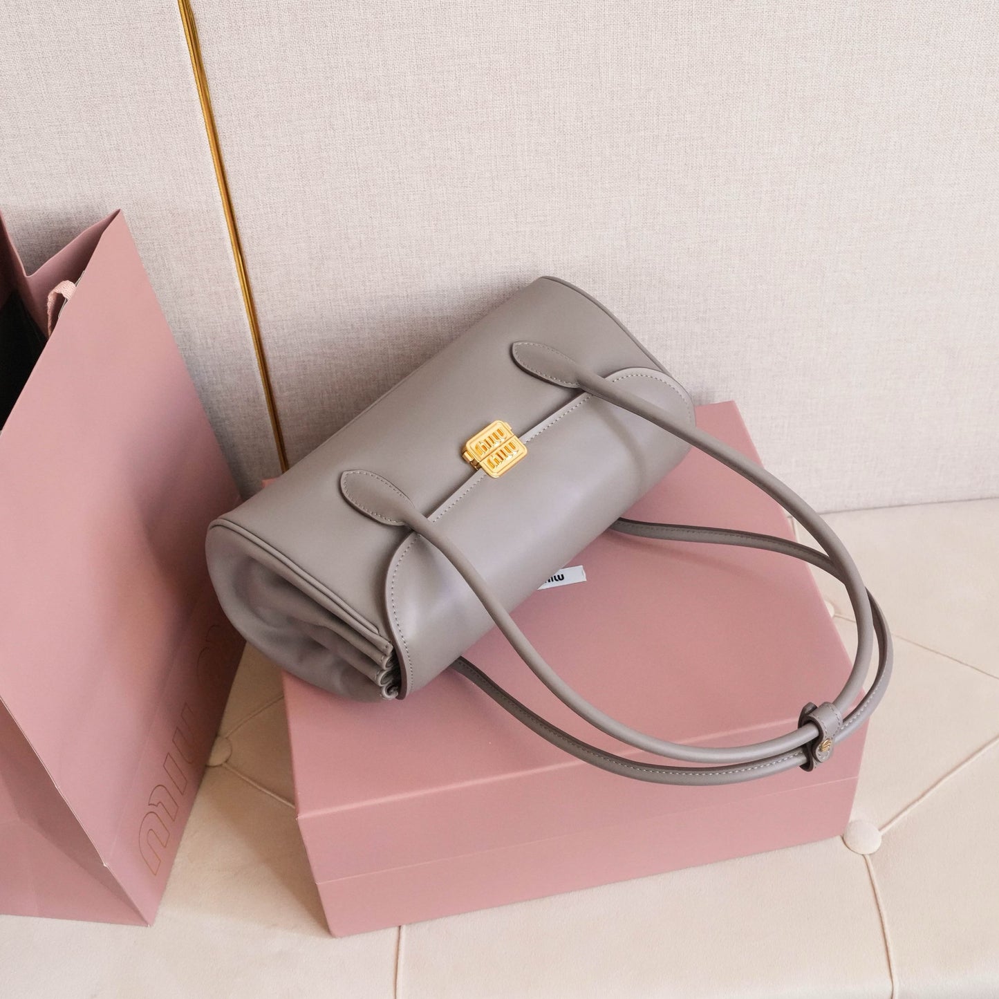 Miu Miu Shoulder Bag 28x15x11cm