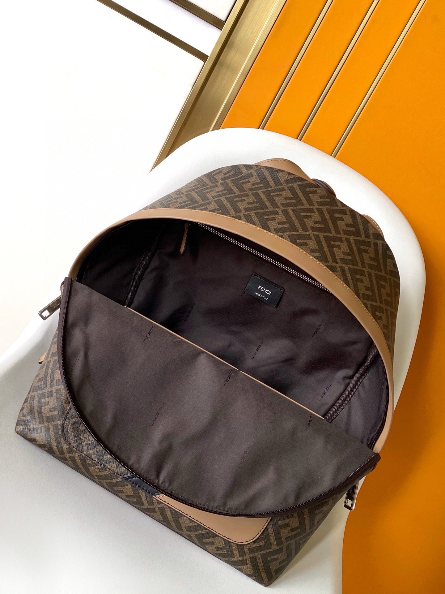 Fendi Backpack 33-14-43CM