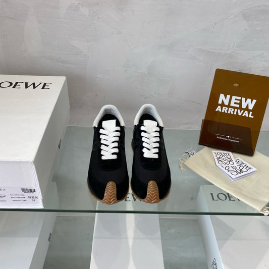 Loewe Sneakers