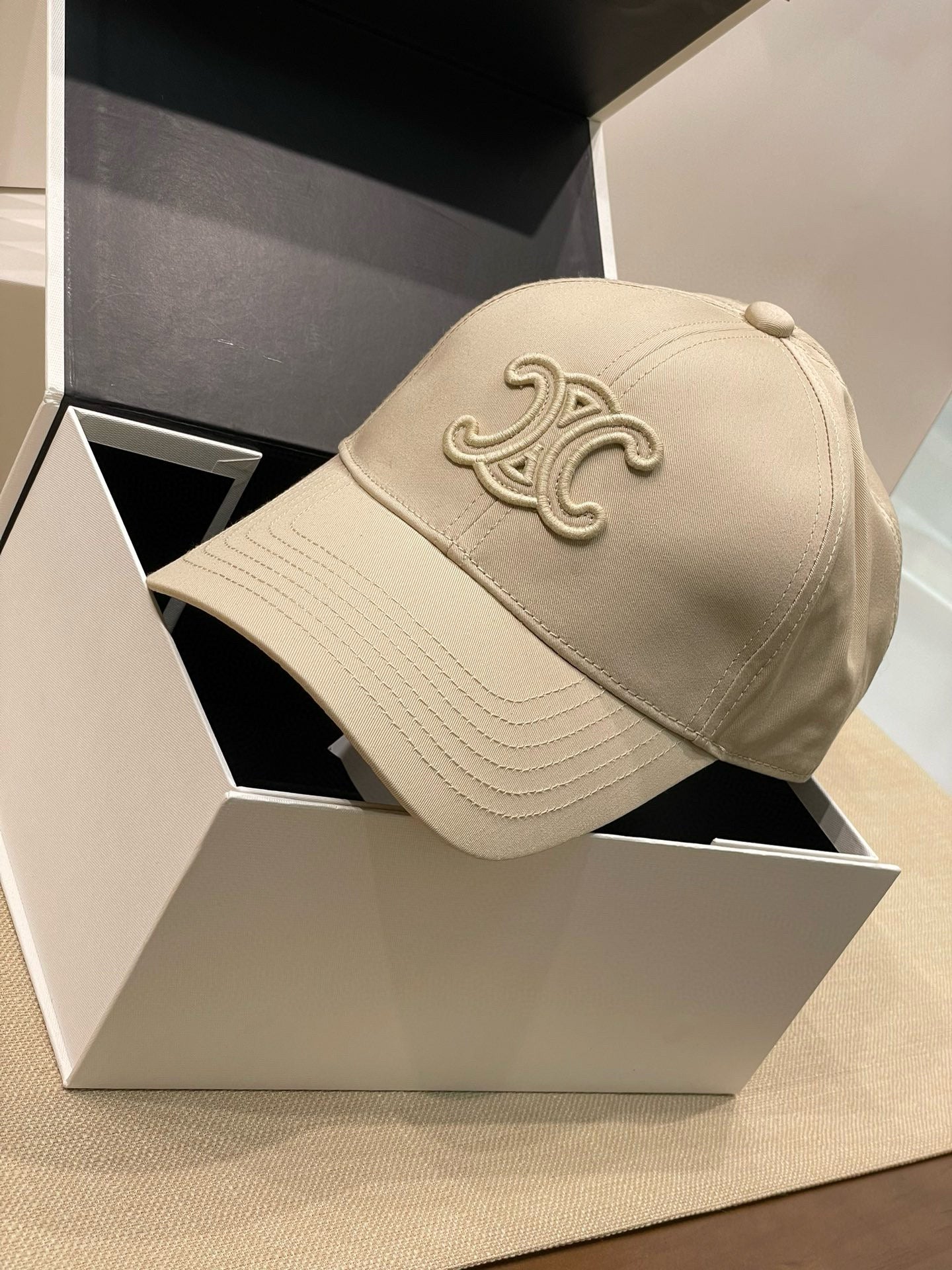 Celine Cap