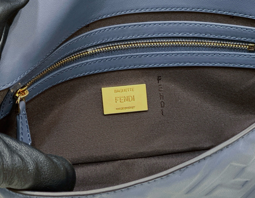 Fendi Baguette