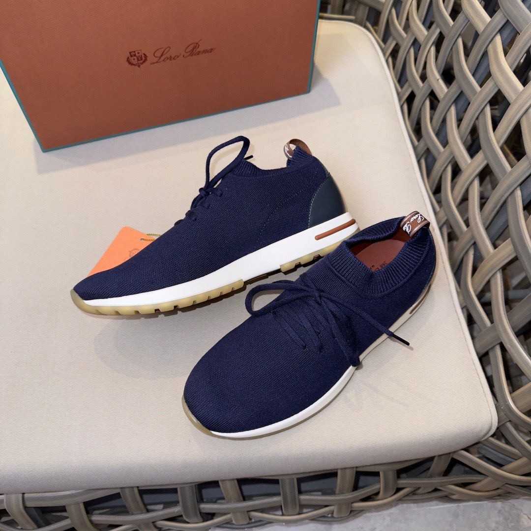 LP Sneakers