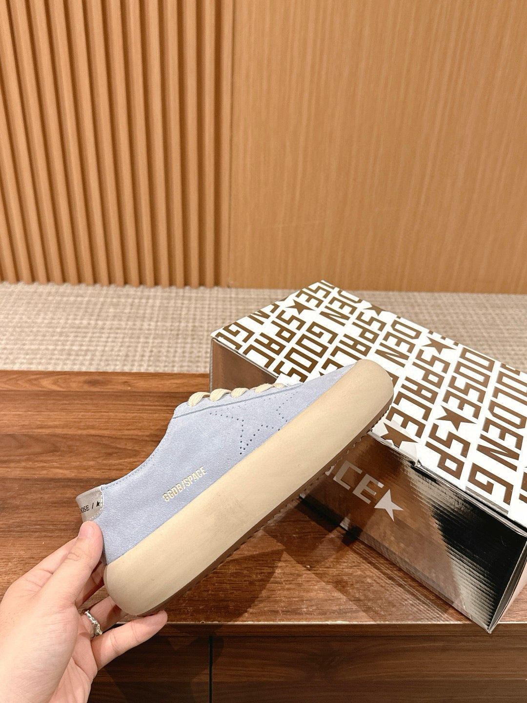 Golden Goose Sneaker