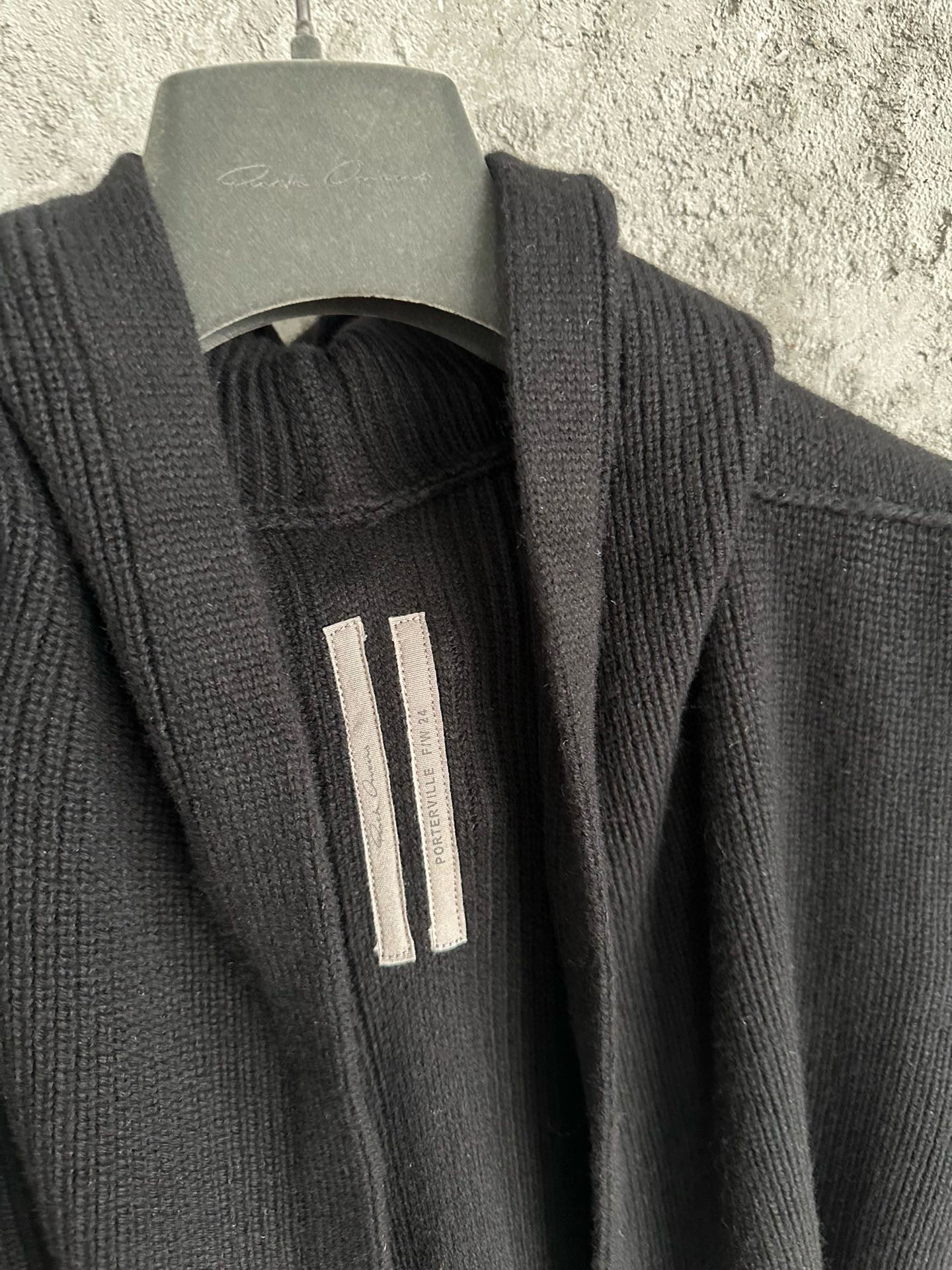 Rick Owen Sleeveless Hoodie