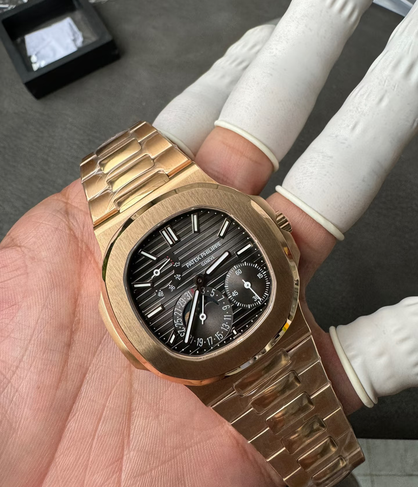 Patek Philippe 5712 Nautilus