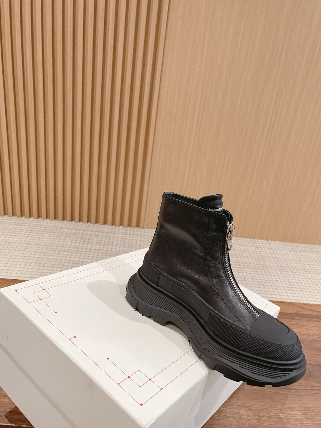 Alexander McQueen Sneakers