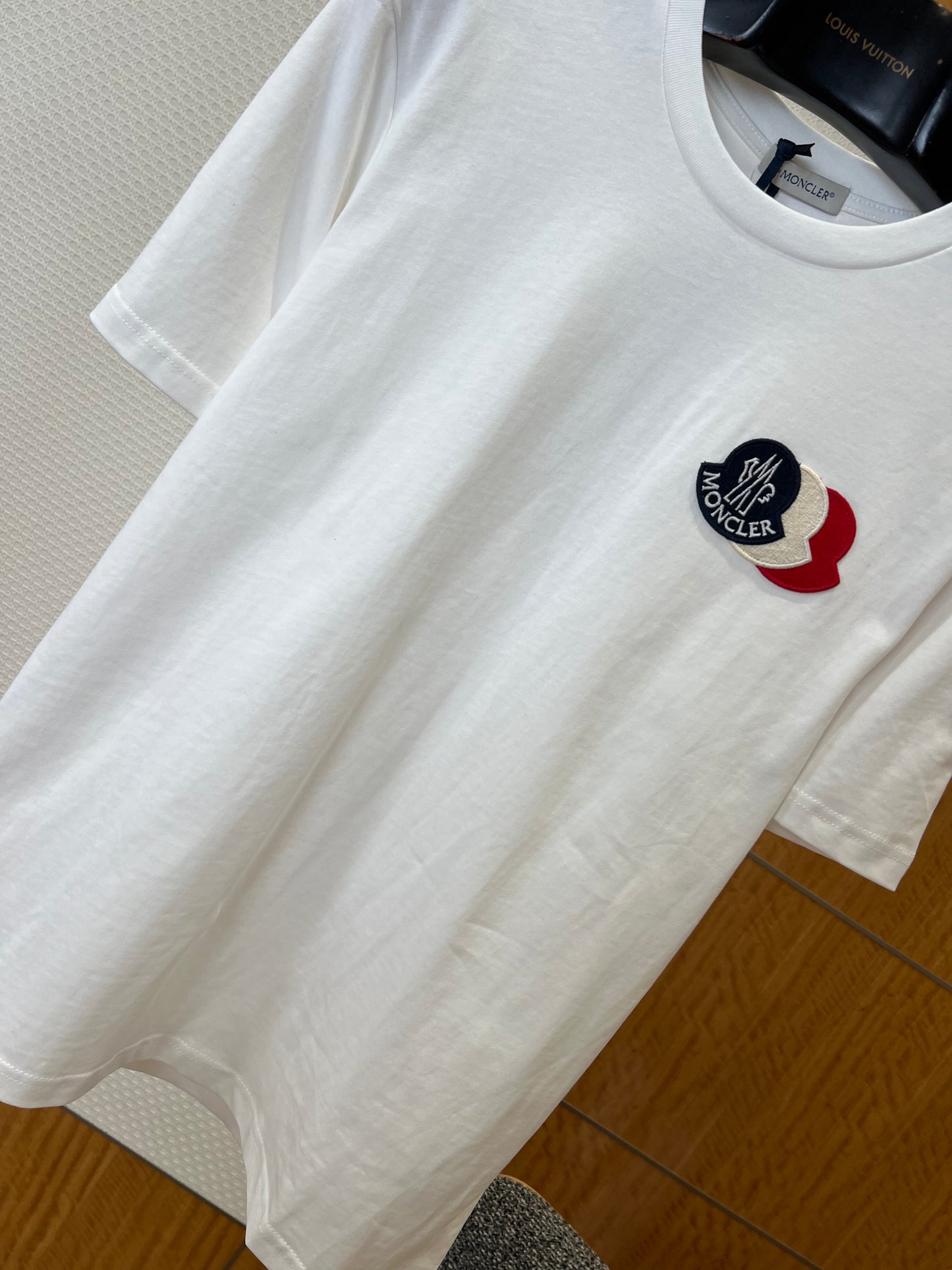 Moncler T-shirt