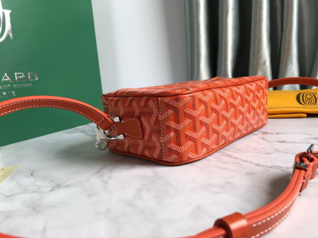 GOYARD CAP-VERT PM BAG
