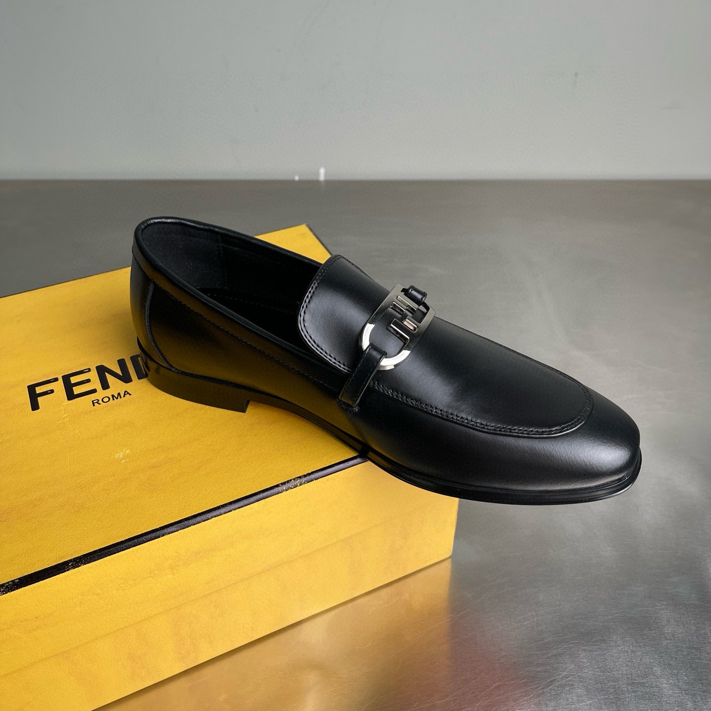 Fendi Loafer