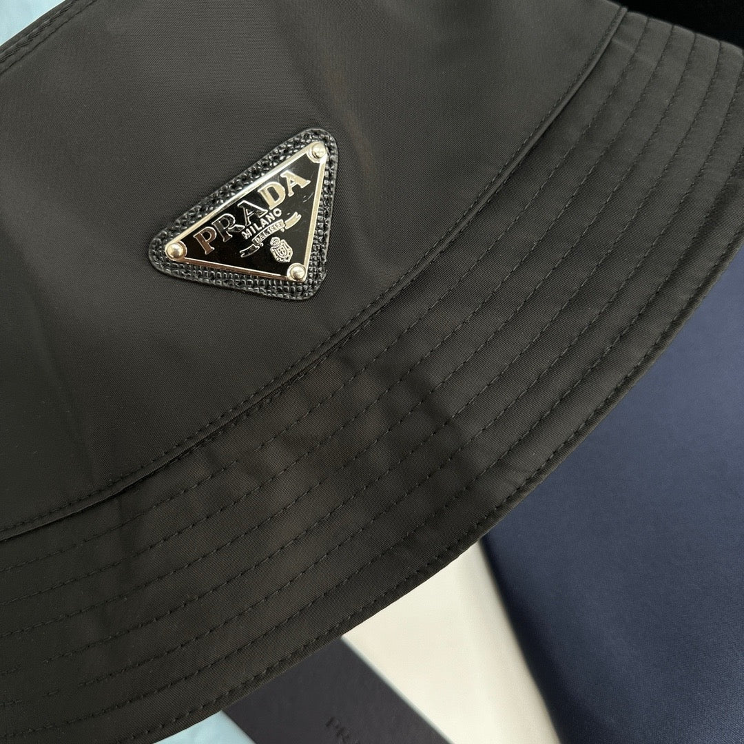 Gorra Prada