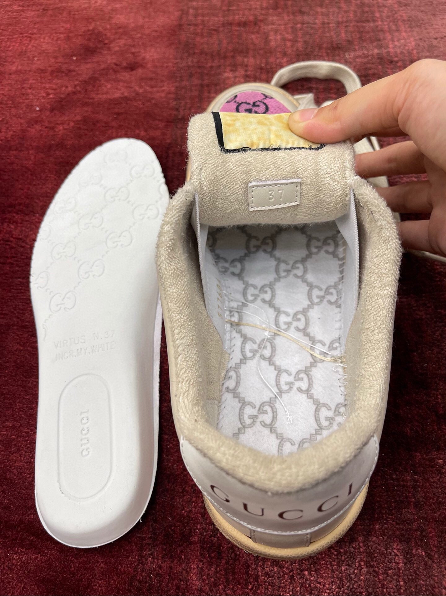 Gucci Sneakers