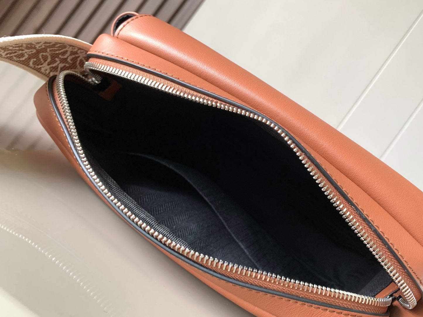 Bolso bandolera Loewe