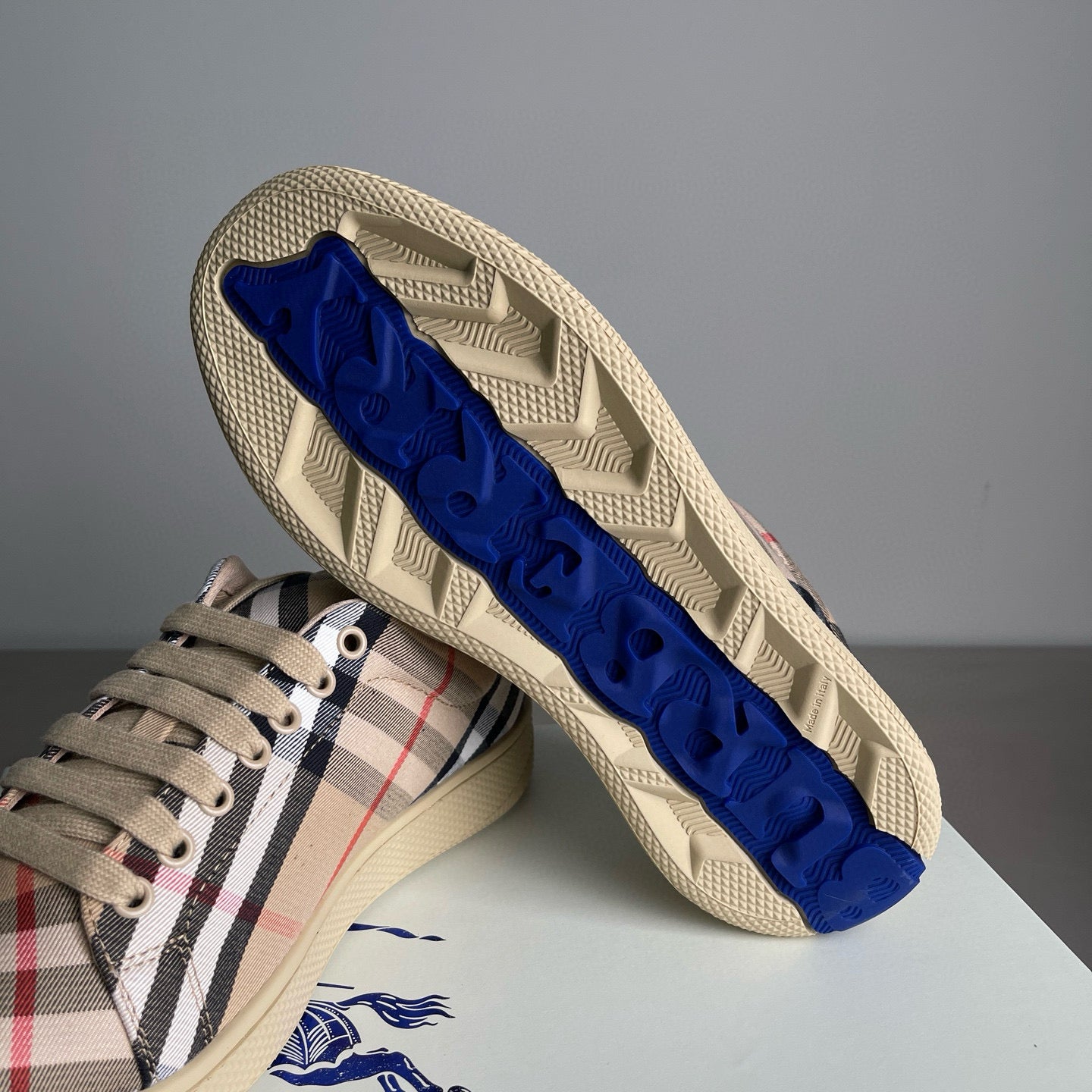 Burberry Sneakers