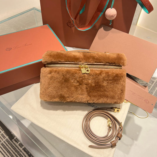 Loro Piana 19 Case Bag