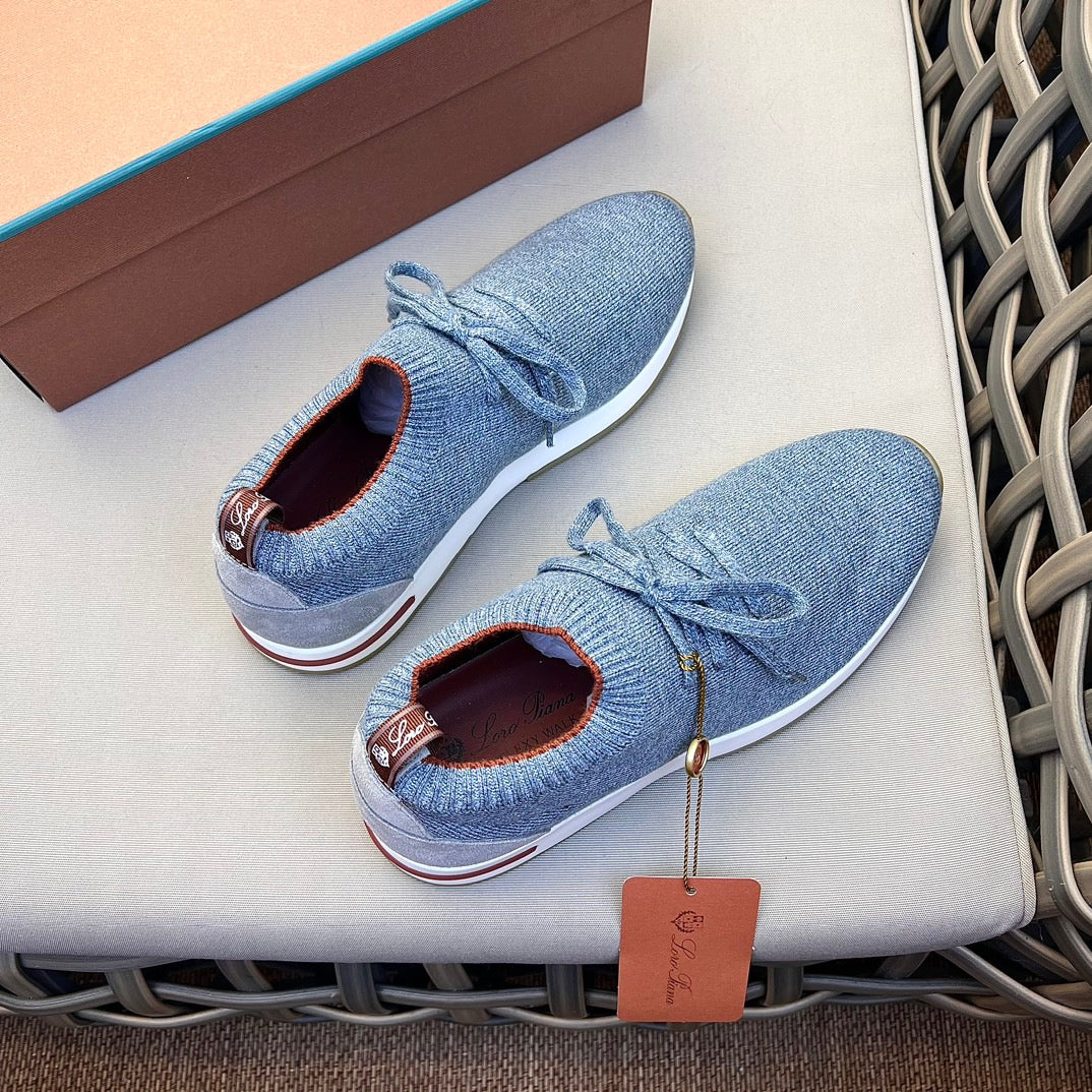 LP Sneakers