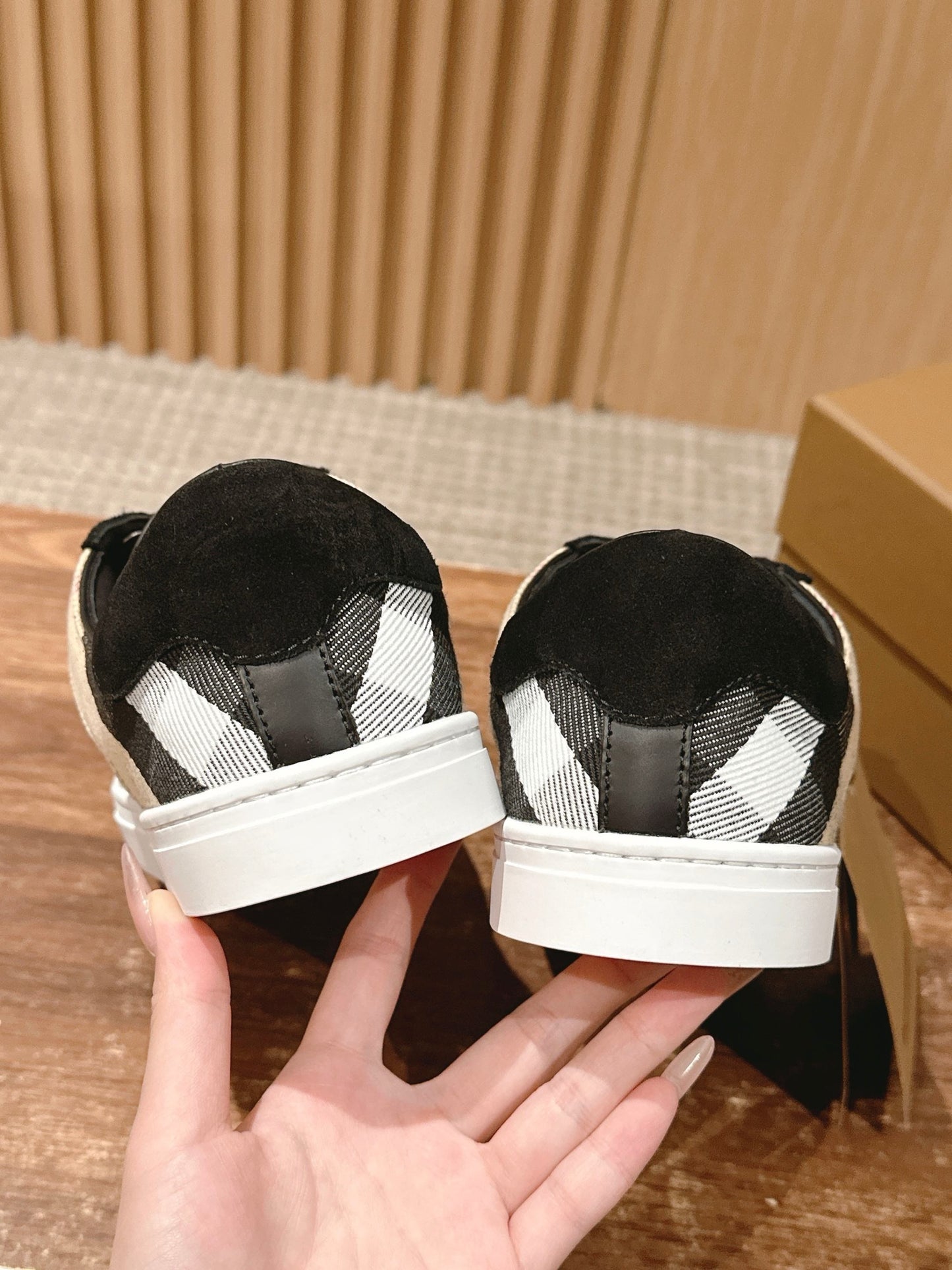 Burberry Sneakers