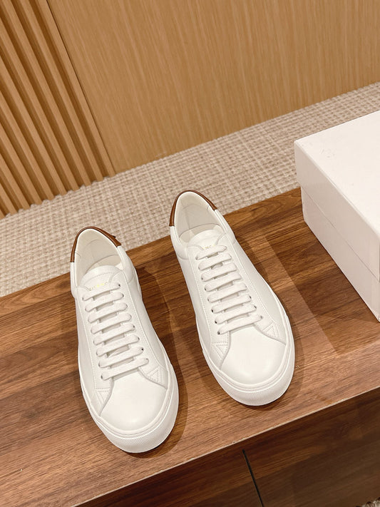 Givenchy Sneakers