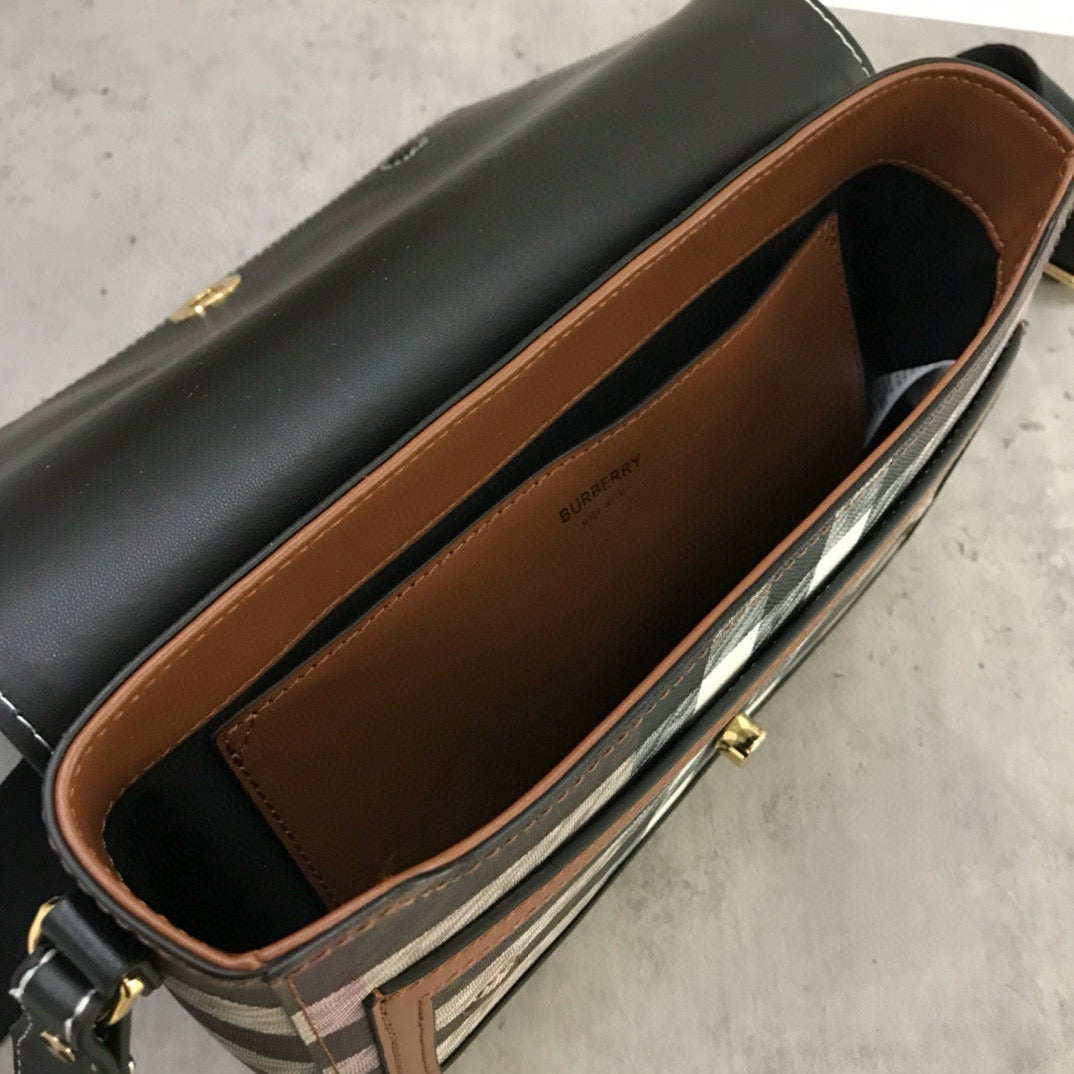 BBR Note Cross Body Bag