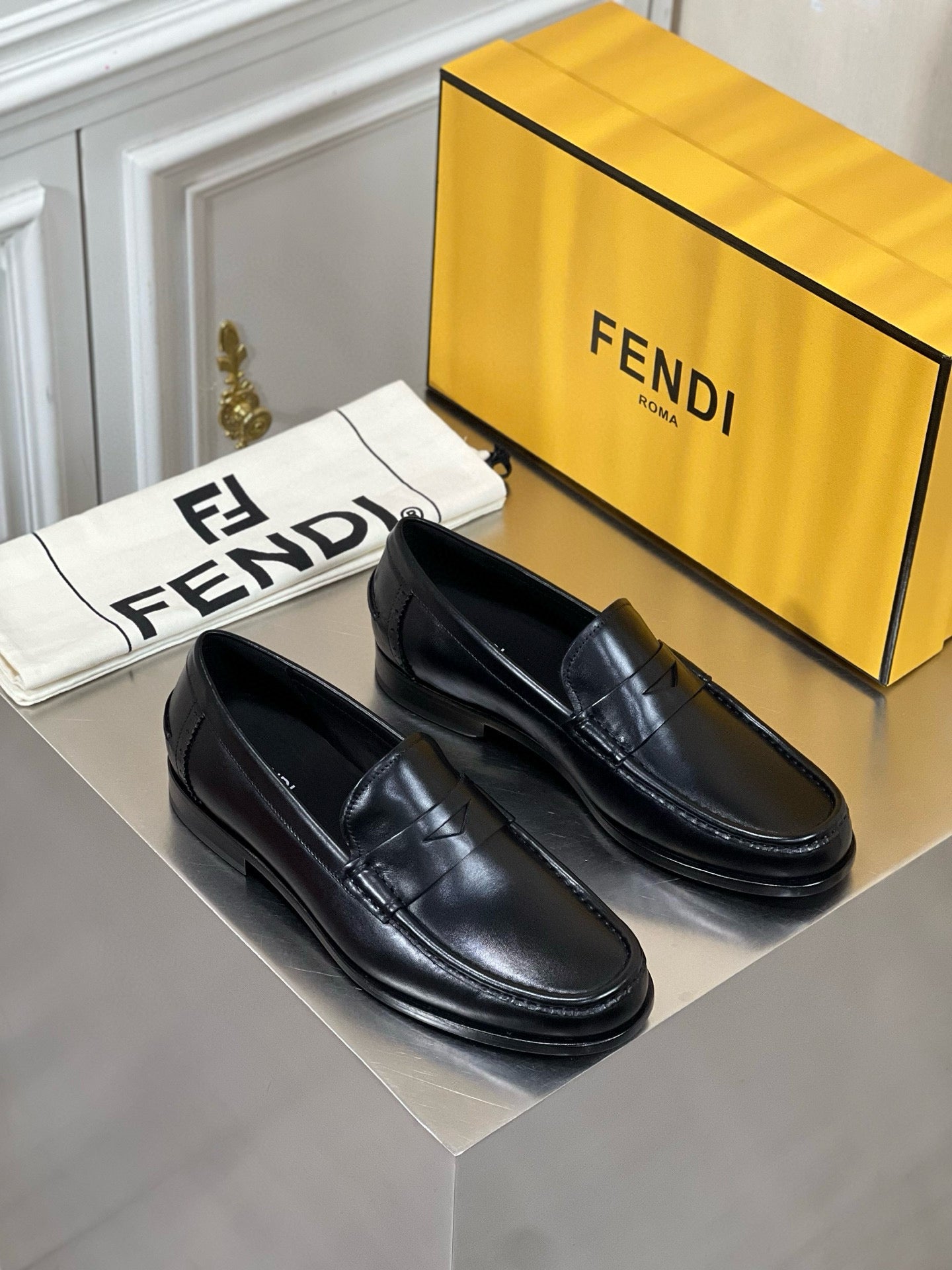 Fendi Loafer