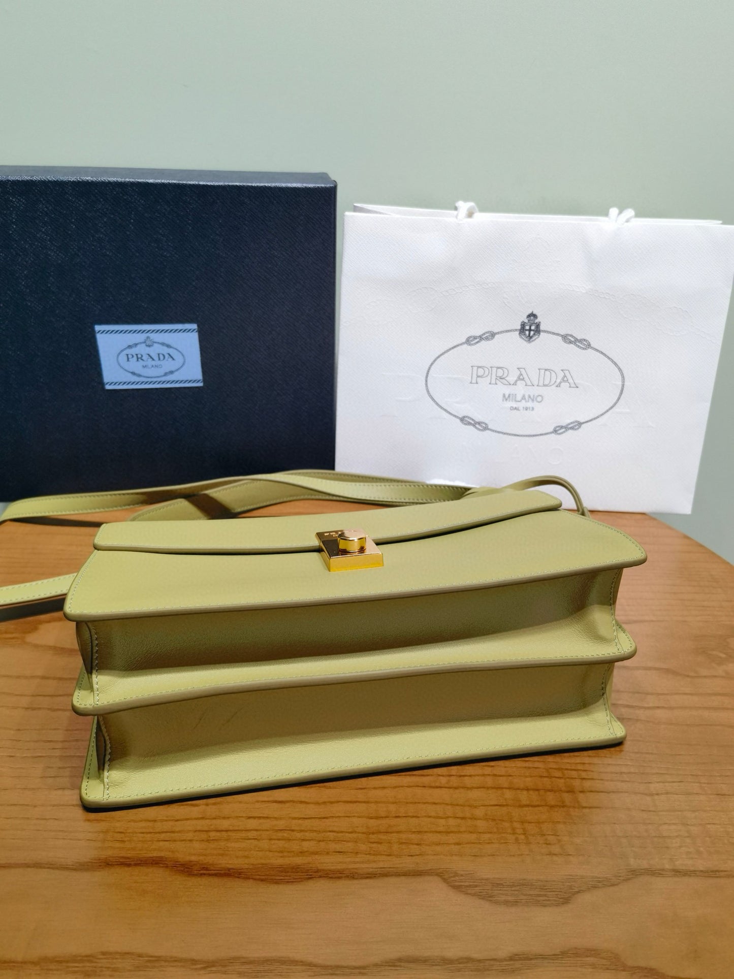 PD Soft Sound Shoulder Bag 28x16x10cm