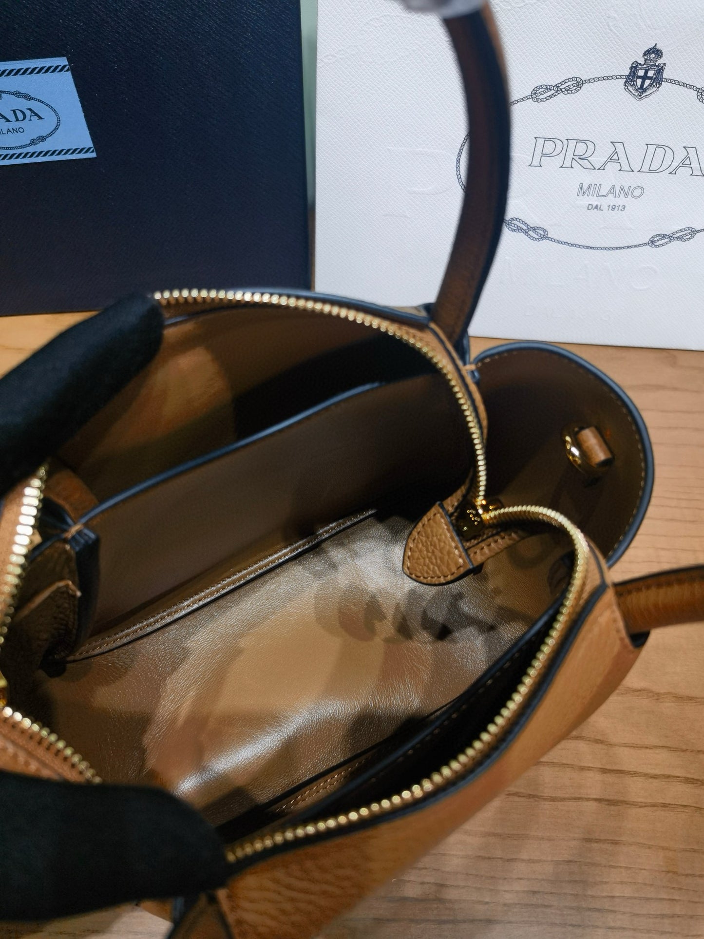 PD Small Leather Tote Bag 19.5x18x9cm