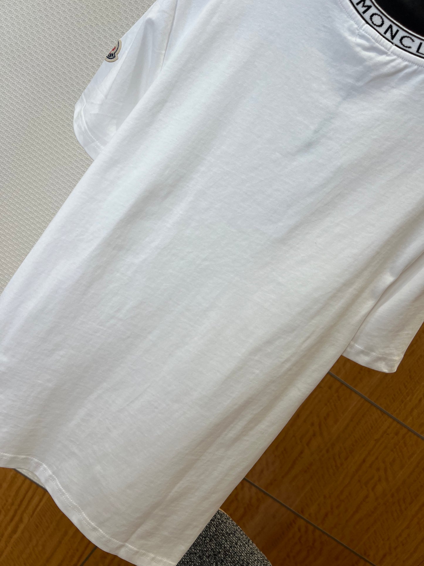 Moncler T-shirt