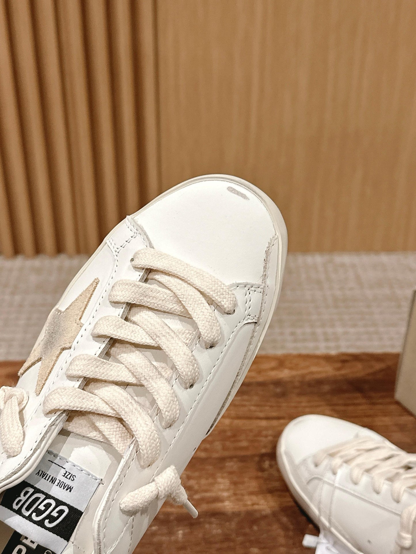 Golden Goose Sneaker