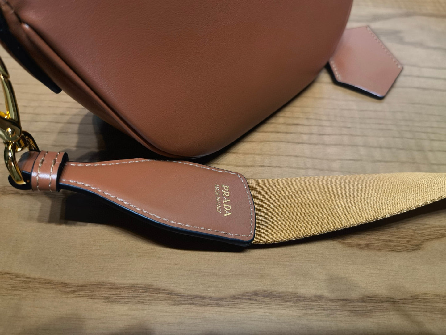 Prada Shoulder Bag 18x15x8cm