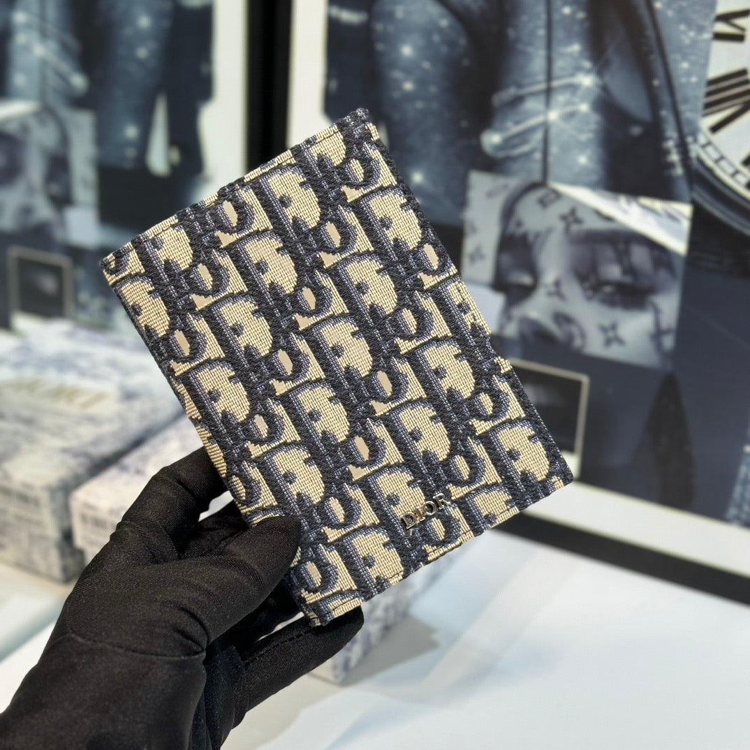 Dior Wallet