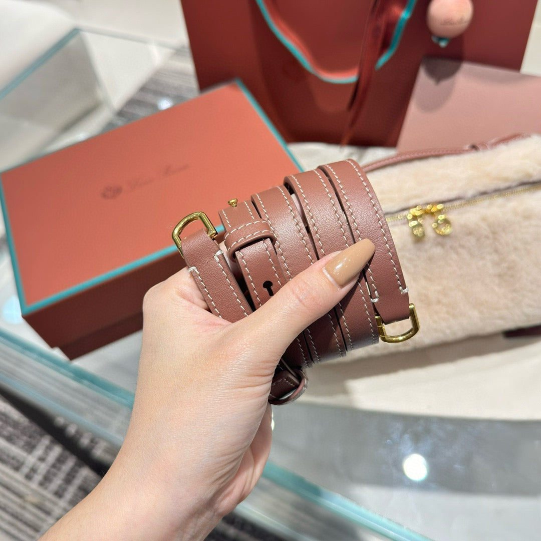 Loro Piana 19 Case Bag