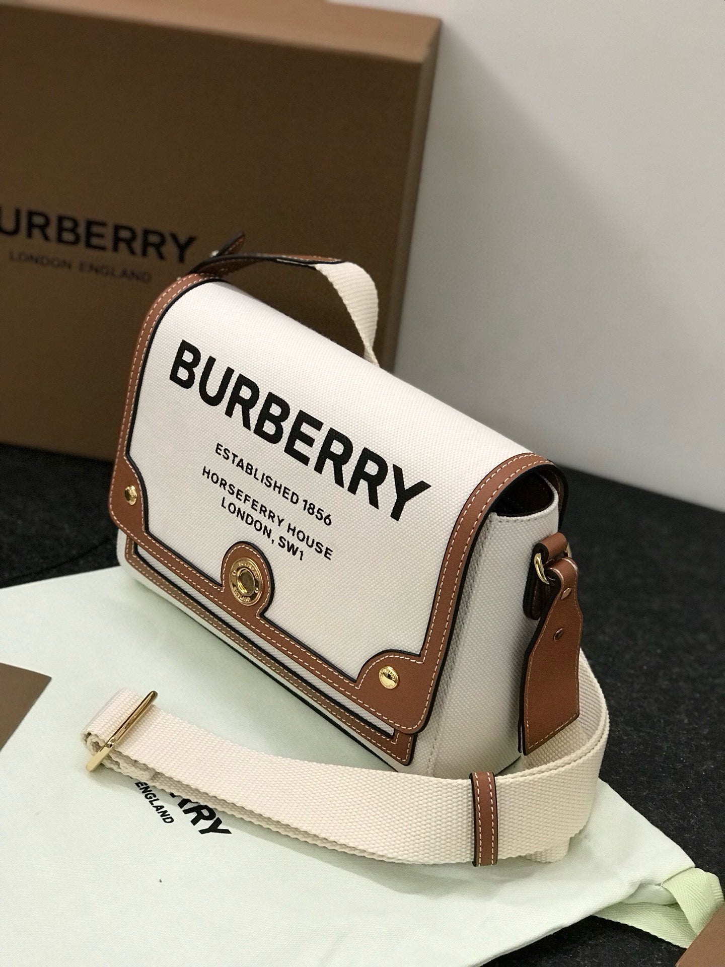 BBR Horseferry Print Canvas Note Bag