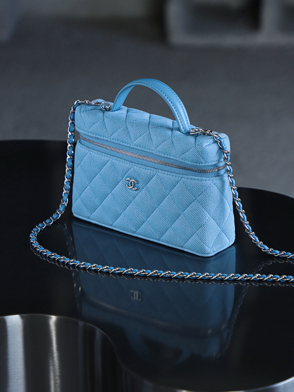 Chanel 25P LP Vanity Case