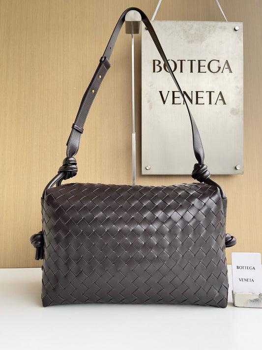 Bottega Veneta Messenger Bag