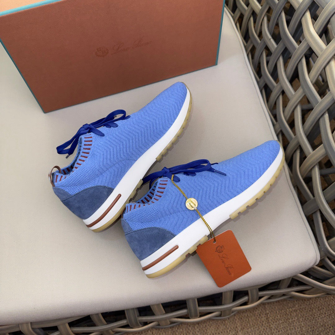LP Sneakers