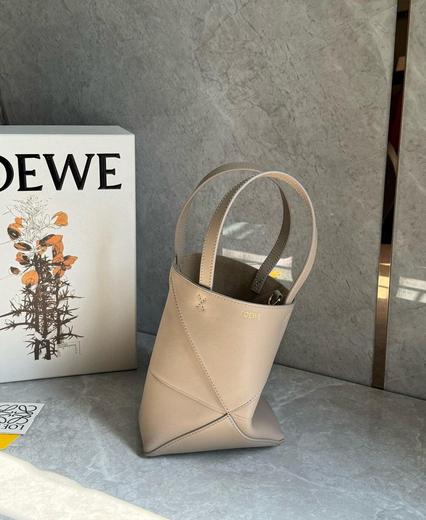 Loewe Puzzle Fold Tote Bag(20x16.5x9.5cm)