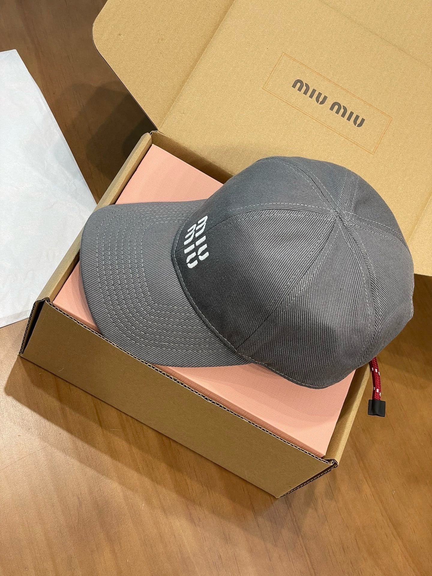 Miu Miu Caps